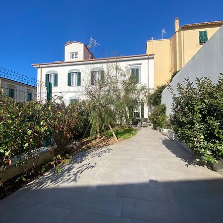 Willa La Lanterna Sul Mare Livorno Zewnętrze zdjęcie